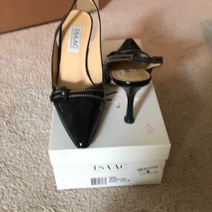 Isaac Mizrahi 3 inch black sling back pumps. Size 6.5